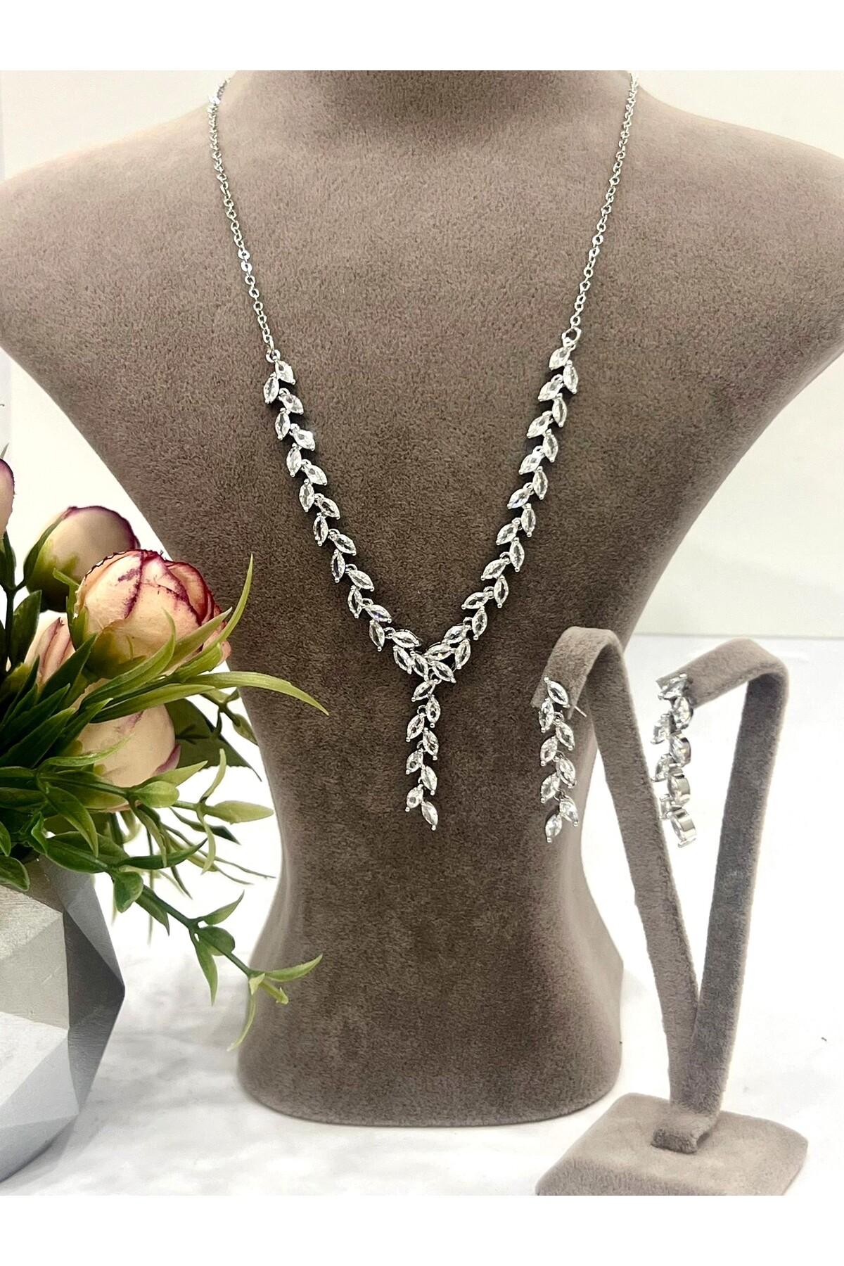 Zirkon Taşlı Çelik Silver Model Set (Set4)